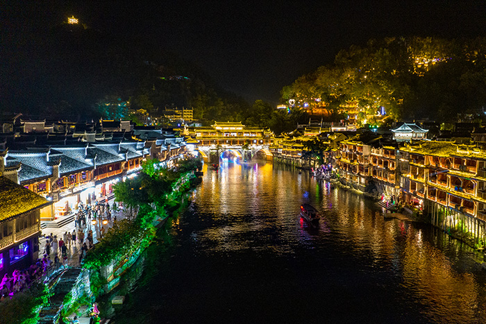 文旅燈光亮化項(xiàng)目要 “ 以人為本 ”！
