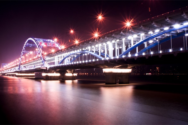 橋梁夜景照明應避免出現(xiàn)的問題