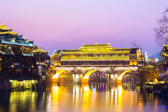 什么樣的景區(qū)夜游亮化，更容易被人記??？