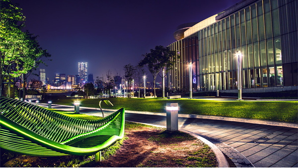 公園景觀亮化設(shè)計(jì)要注重美觀、大方、舒適
