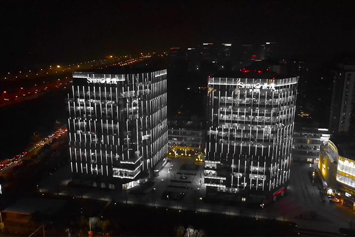 神秘亮化方案，讓寫(xiě)字樓夜晚不再平庸！
